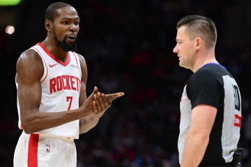 开云体育官网-3人合砍74+25+22！火箭胜灰熊，三巨头全面崛起！申京状态回暖