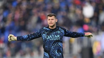 开云体育官网-1500万买的二门为何上位如此之难？国米一门到底该押宝谁？